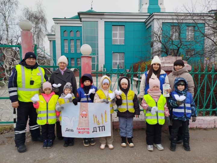 В Мамадыше почтили память жертв дорожно-транспортных происшествий