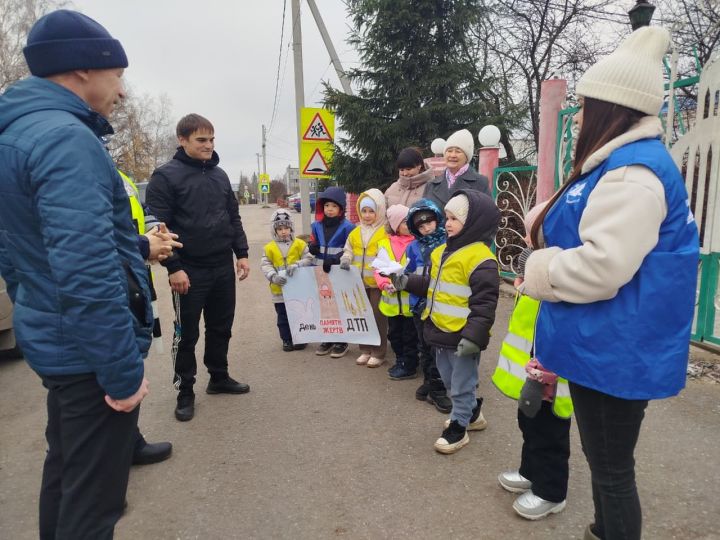 В Мамадыше почтили память жертв дорожно-транспортных происшествий