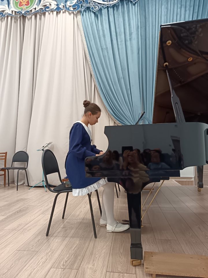 Праздник для самых родных: в школе искусств чествовали родителей