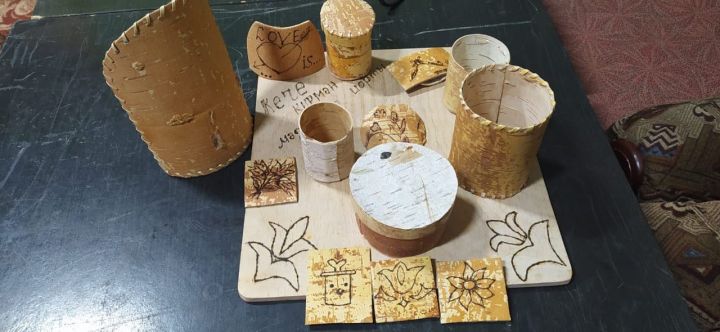 В Малокирменском СДК прошел мастер-класс по выжиганию на бересте