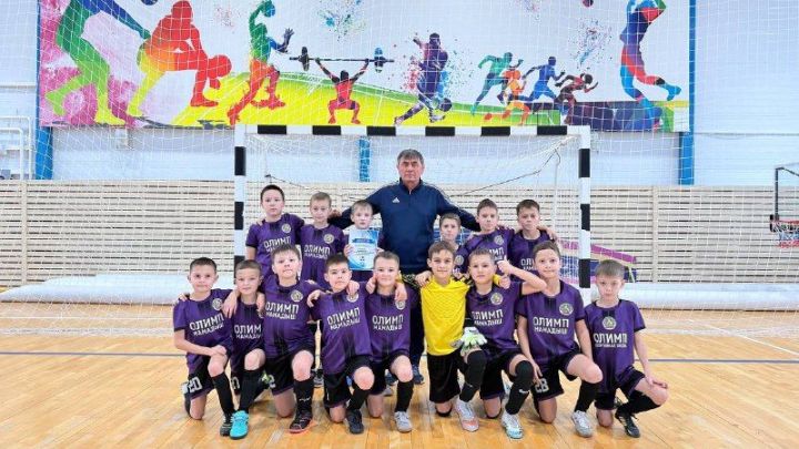 Юные мамадышцы сталт победителями зонального этапа первенства по футзалу
