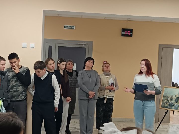 В Мамадыше открылась выставка детских работ «Образ защитника Отечества»