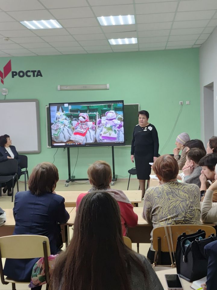 В городской школе №1 состоялся инновационный семинар для завучей района