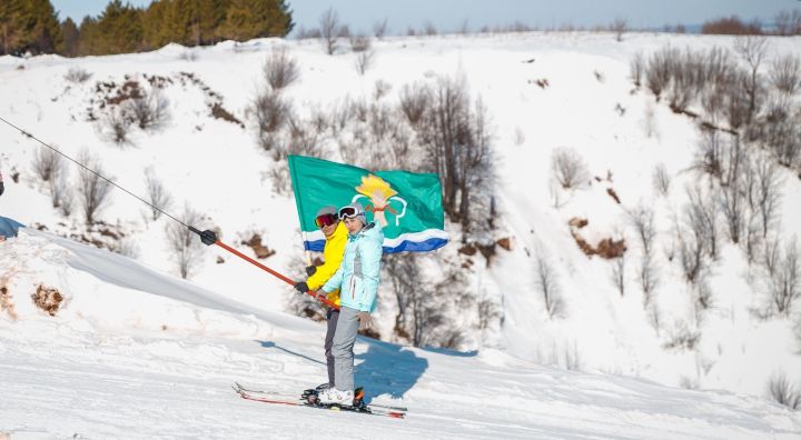 Сноуборд или горные лыжи для новичков: готовимся к сезону