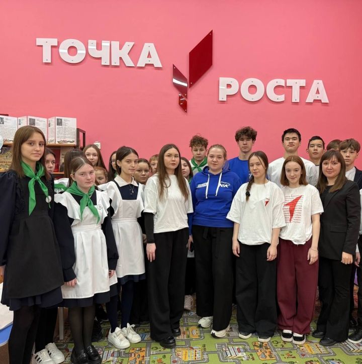 В Мамадыше прошла «Классная встреча» с добровольцем Ариной Левиной