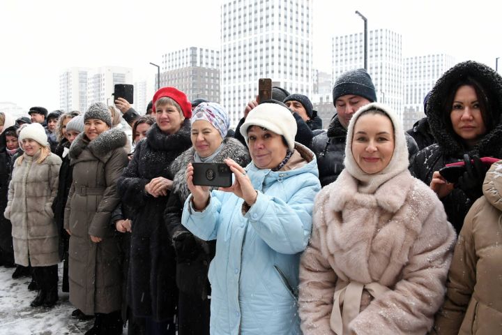 Мамадышская редакция получила новый служебный автомобиль