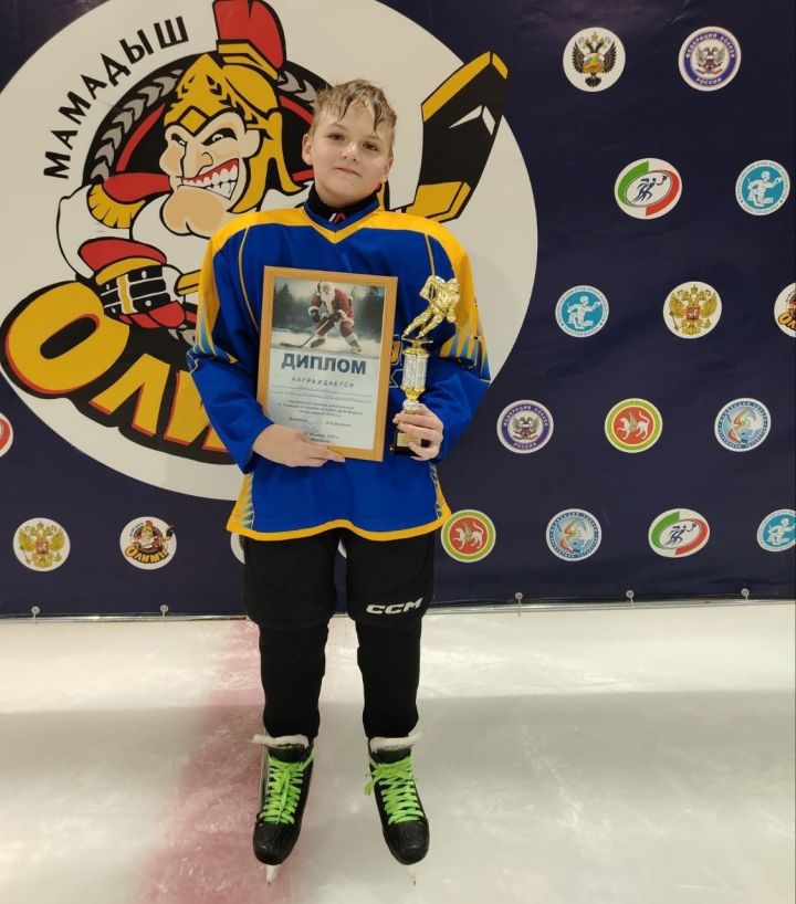 Юные хоккеисты выиграли Кубок Деда Мороза в Мамадыше