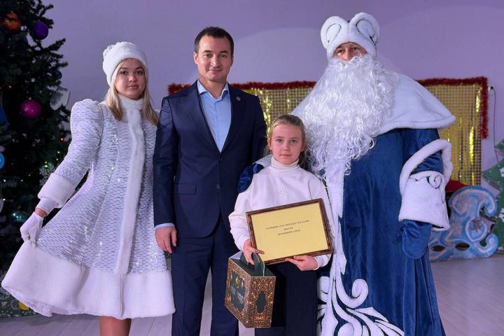 Рустам Минниханов помог осуществить мечты ребят из республики и ЛНР