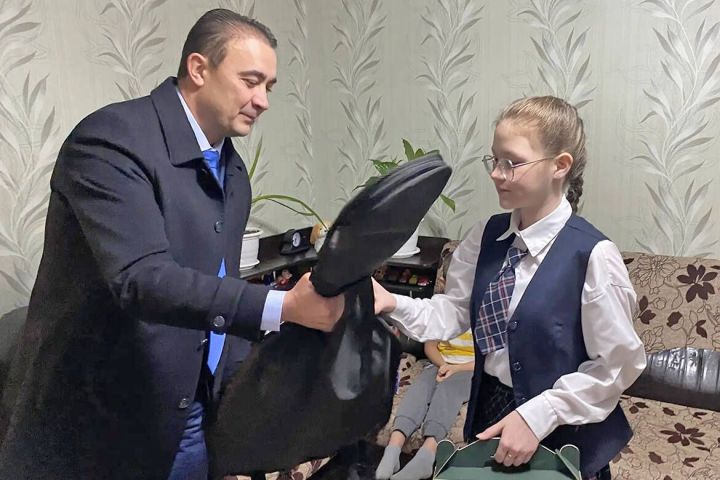 Рустам Минниханов помог осуществить мечты ребят из республики и ЛНР