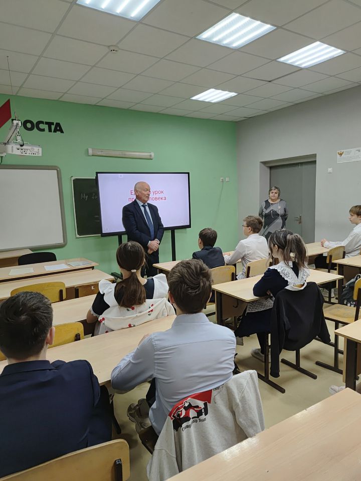 В Мамадыше школьникам рассказали об их правах и обязанностях