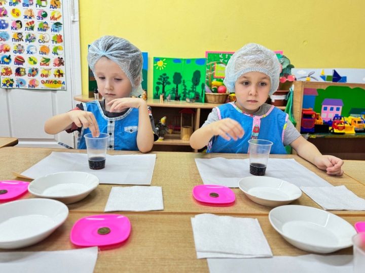 Юные учёные из детского сада «Экият» раскрыли секреты «Кока-колы»