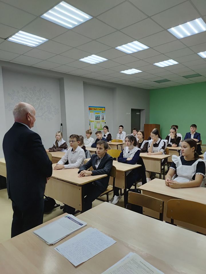 В Мамадыше школьникам рассказали об их правах и обязанностях