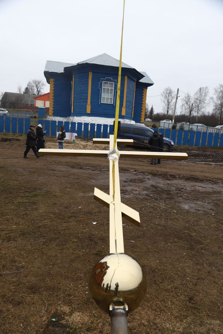 В Мамадышском районе состоялось установление креста на часовню