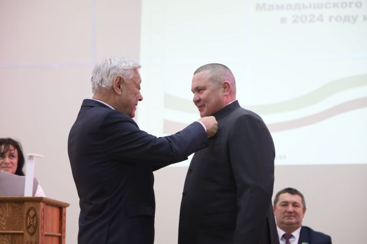 На заседании Совета Мамадышского района состоялась церемония награждения