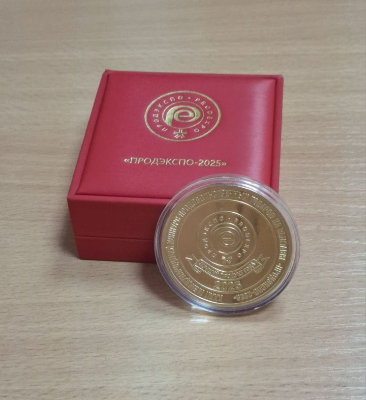 «Азбука сыра» завоевала шесть золотых медалей на «Продэкспо-2025»