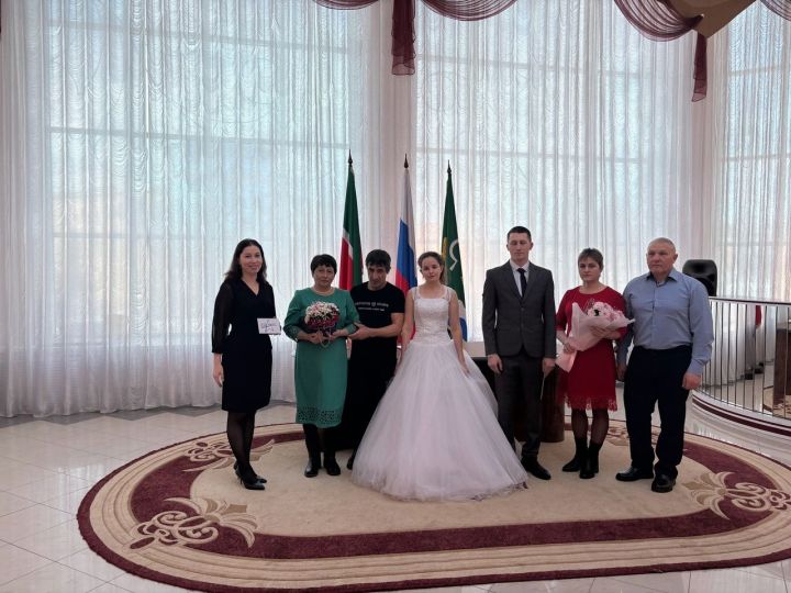Отдел ЗАГС Мамадышского района запустил акцию «Нашим героям»