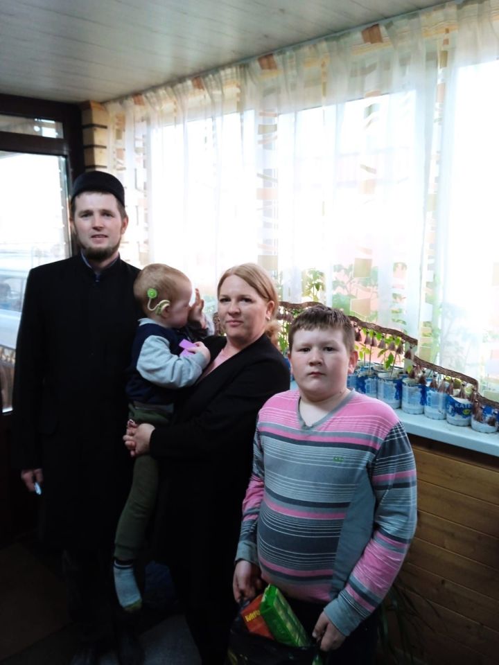 Волонтеры Мамадышского района помогли нуждающимся в священный месяц Рамадан