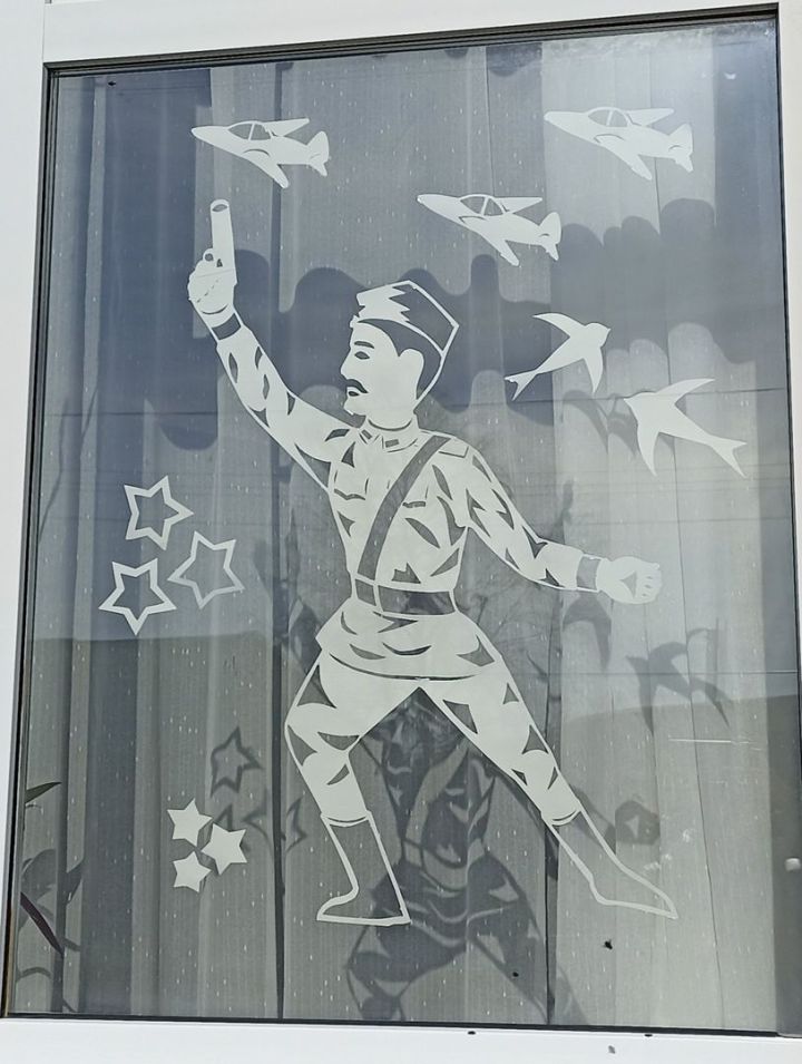 Мамадышцы присоединились к акции «Окна Победы»