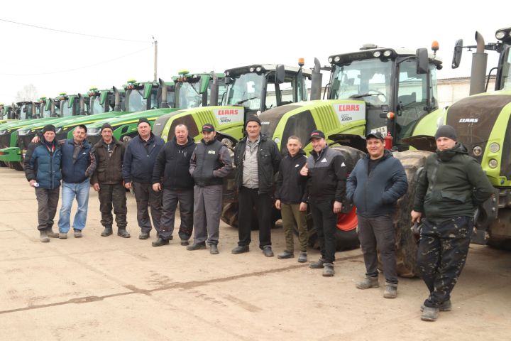 Технический осмотр тракторов в Мамадыше: готовность к весенне-полевым работам