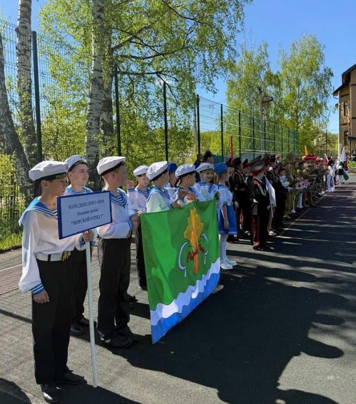 Юные патриоты из Мамадыша взяли бронзу на региональной «Зарнице 2.0»