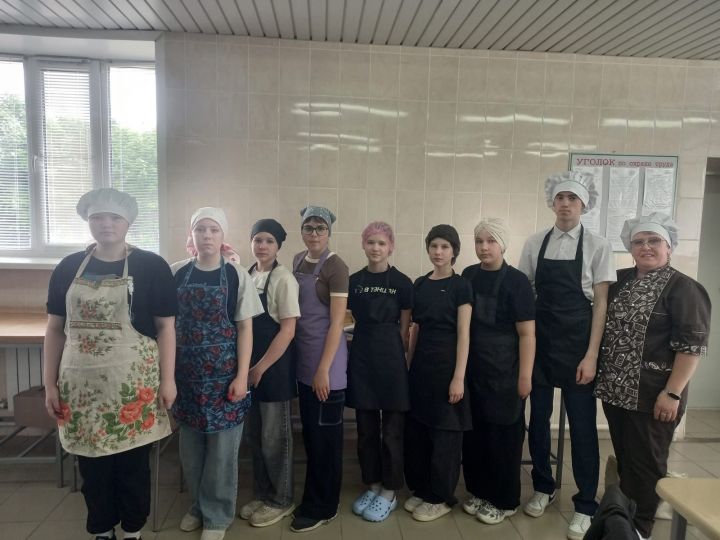 Юные кулинары Мамадыша успешно завершили обучение