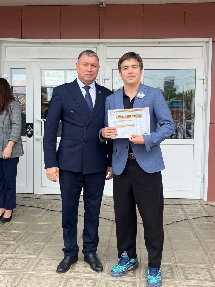 Мамадышские лицеисты удостоены звания «Ученик года»