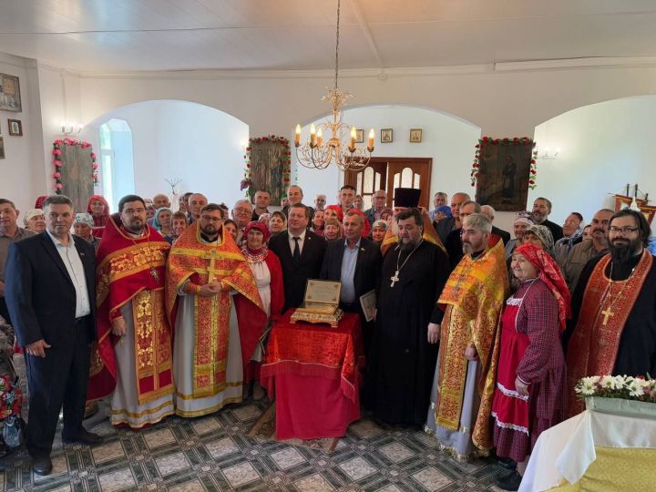 В Никифорово состоялся крестный ход и молебен на кряшенском языке