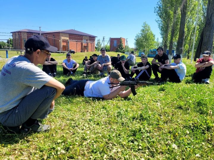 В Мамадышском политехническом колледже проходят учебные военные сборы