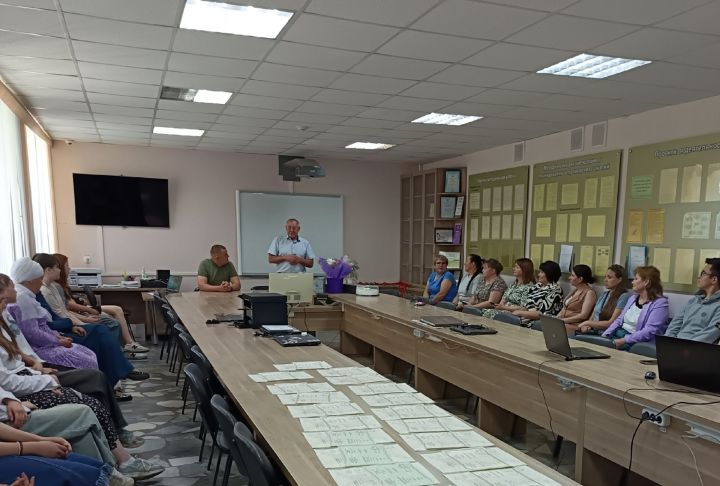 В Мамадышские школьники получили свидетельства поваров