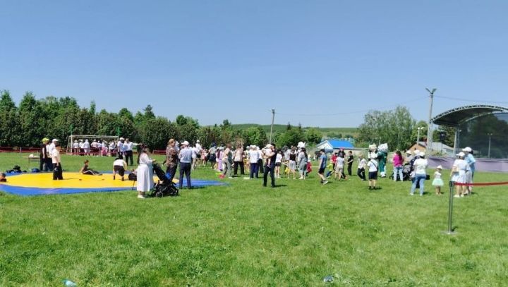 Праздник детства от ГК «Родные места» состоялся в Мамадышском районе