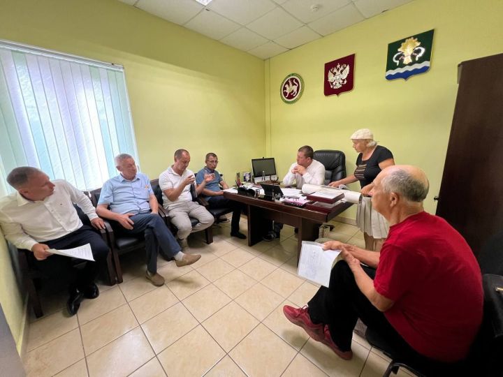 Глава Мамадышского района провел прием граждан