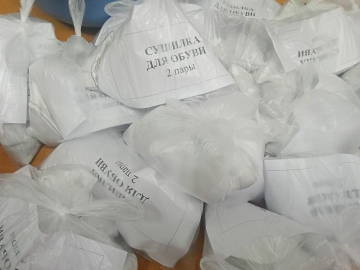 Волонтёр из Мамадыша шьёт футболки и сушилки для бойцов СВО