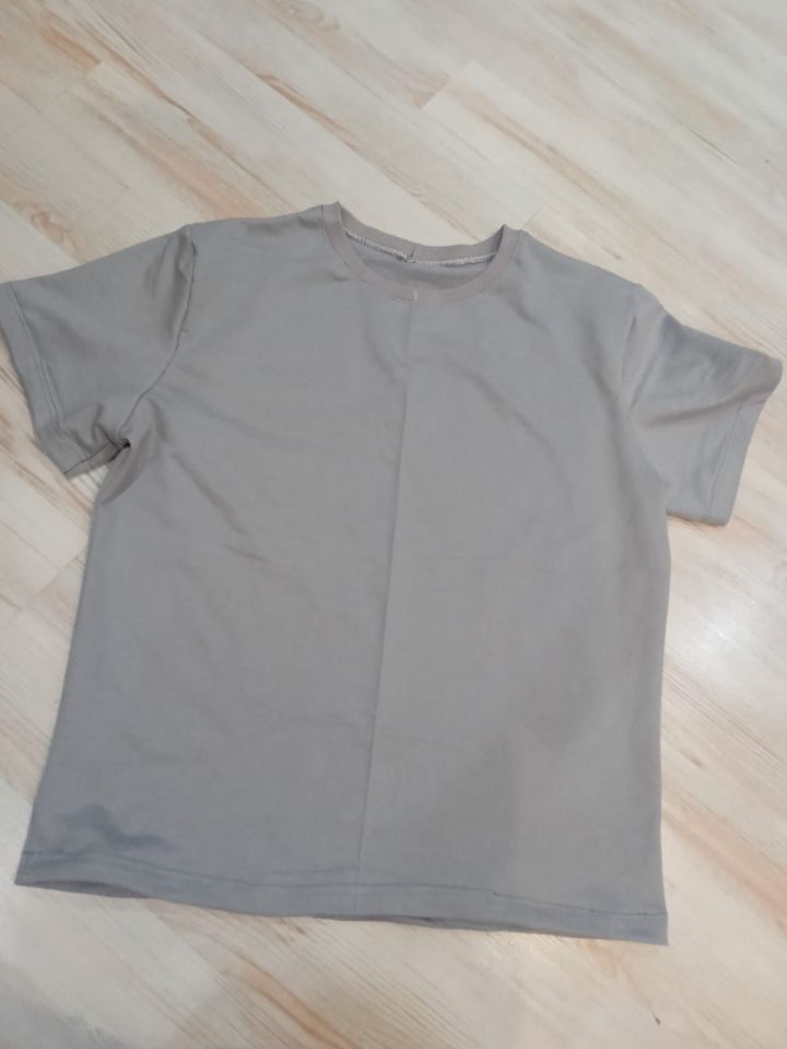 Волонтёр из Мамадыша шьёт футболки и сушилки для бойцов СВО