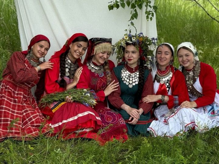 В финал конкурса «Кряшен чибяре–2025» прошли шесть участниц