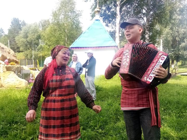 В Мамадышском районе ярко отпраздновали удмуртский праздник «Гырон Быдтон»