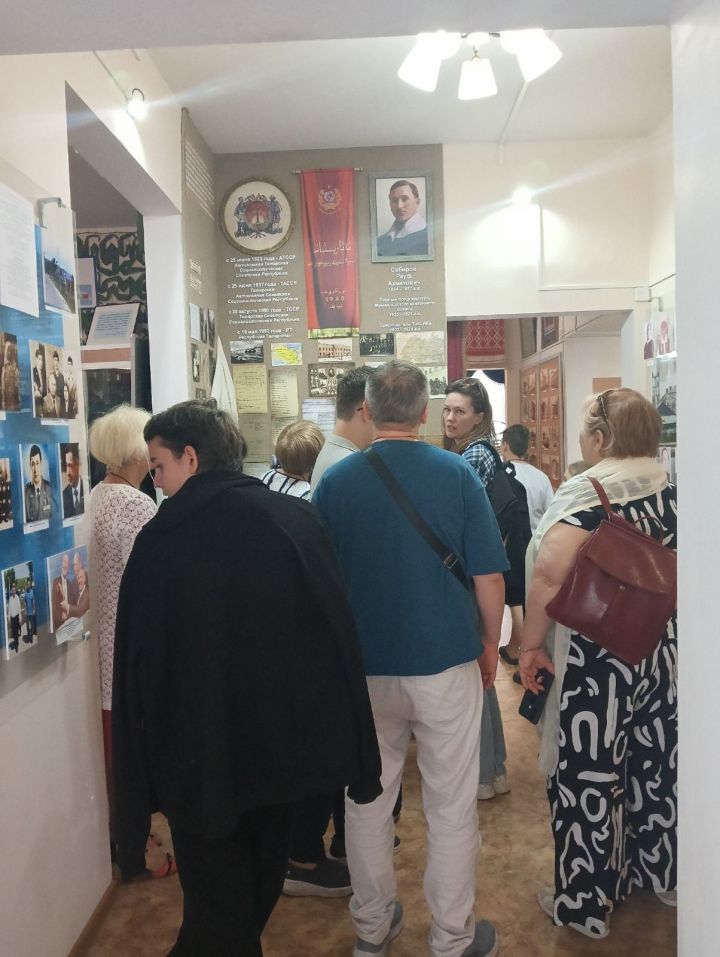 Теплоход «Борис Полевой» с туристами посетил Мамадыш