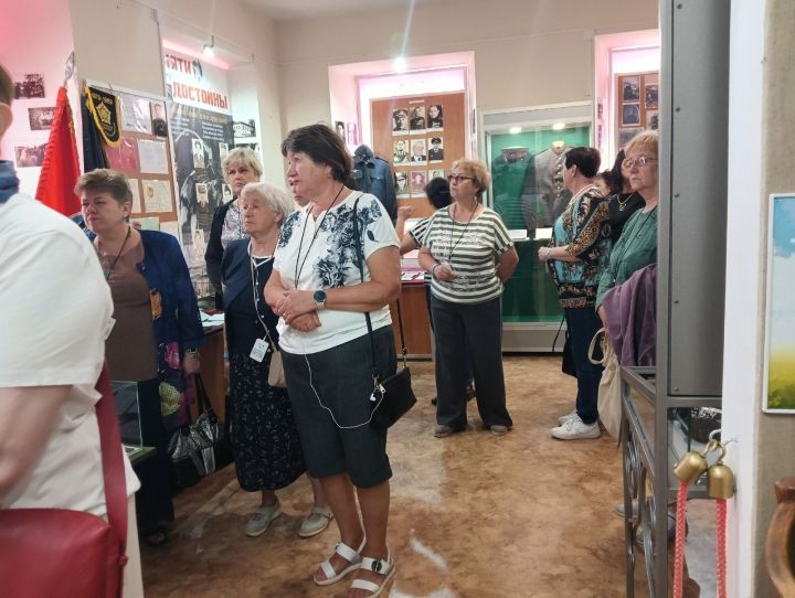 Теплоход «Борис Полевой» с туристами посетил Мамадыш