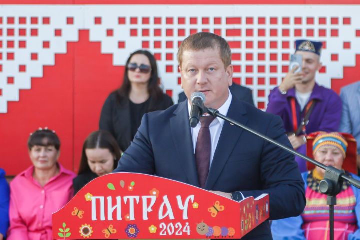 Поздравление главы Мамадышского района с республиканским фестивалем Питрау