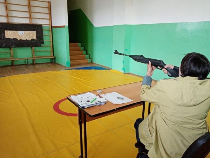 Сотрудники спортивной школы «Олимп» успешно выполнили нормативы ГТО