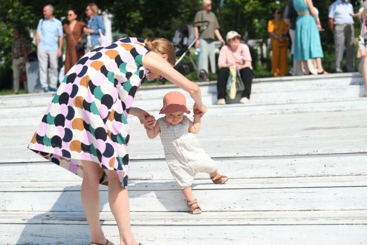 Как декретный отпуск отражается на пенсии в Татарстане