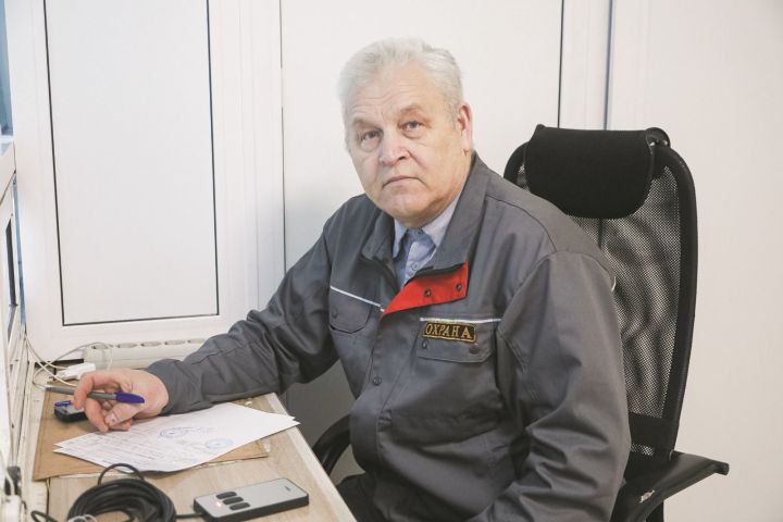 Фаиль Маснавиев 15 лет охраняет порядок на мясоперерабатывающем комбинате