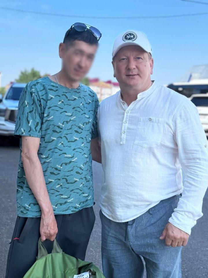 «Спасибо за службу»: глава Мамадышского района встретился с участником СВО