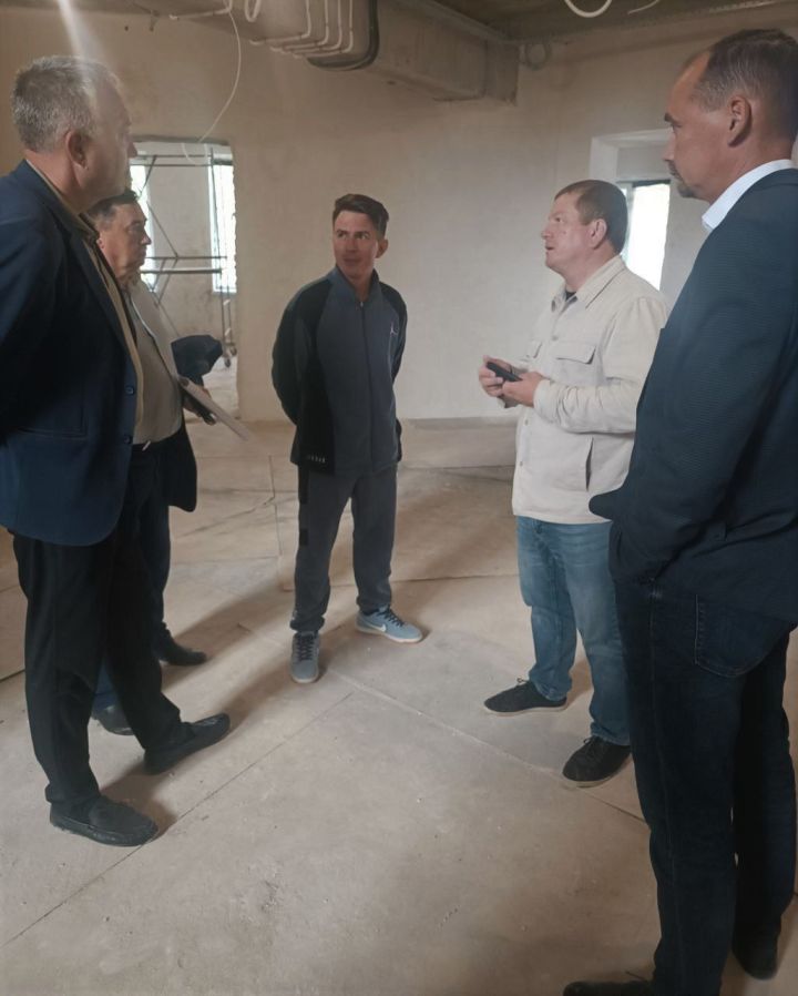 Глава Мамадышского района проверил ход строительства социальных объектов