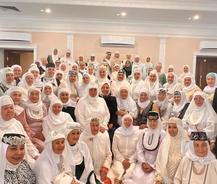 Мамадышские активистки приняли участие в крупном Форуме абыстаев в Казани