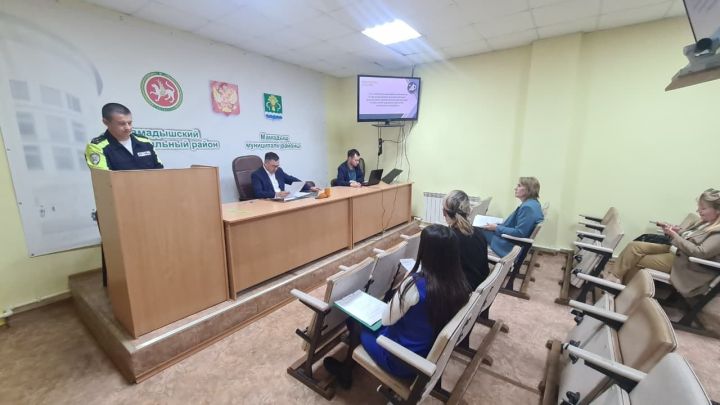 В Мамадыше обсудили ключевые вопросы безопасности дорожного движения