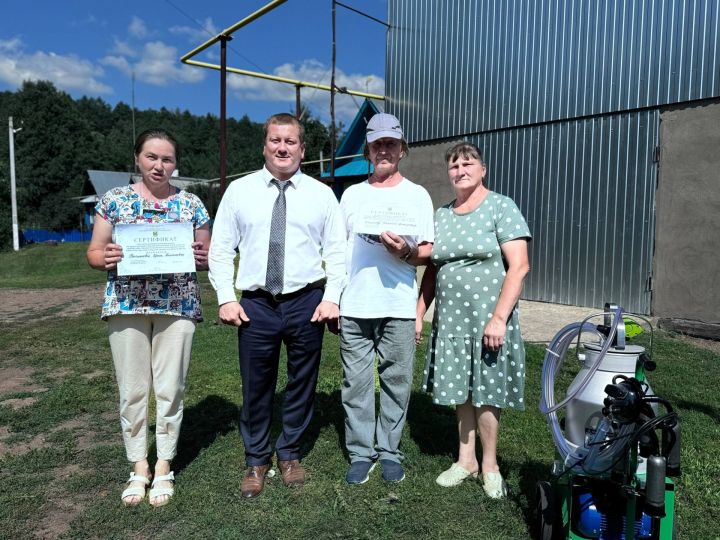 Две семьи Мамадышского района получили субсидии на развитие подсобных хозяйств