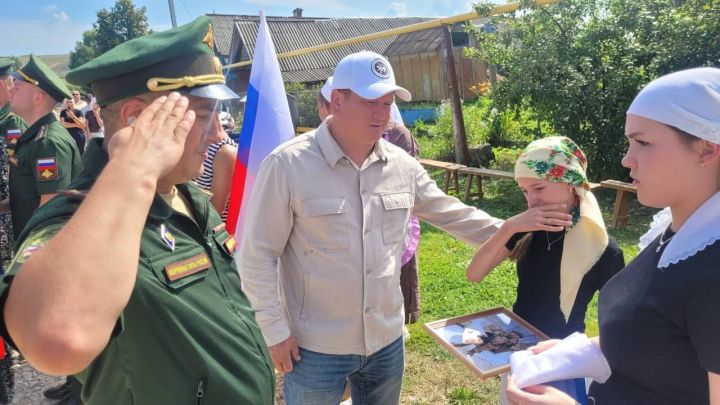 Мамадышский район проводил в последний путь героя СВО «Юнгу»