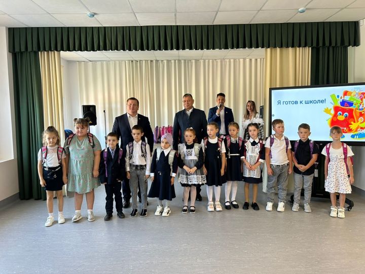 В Мамадышском районе продолжается ежегодная акция «Помоги собраться в школу»