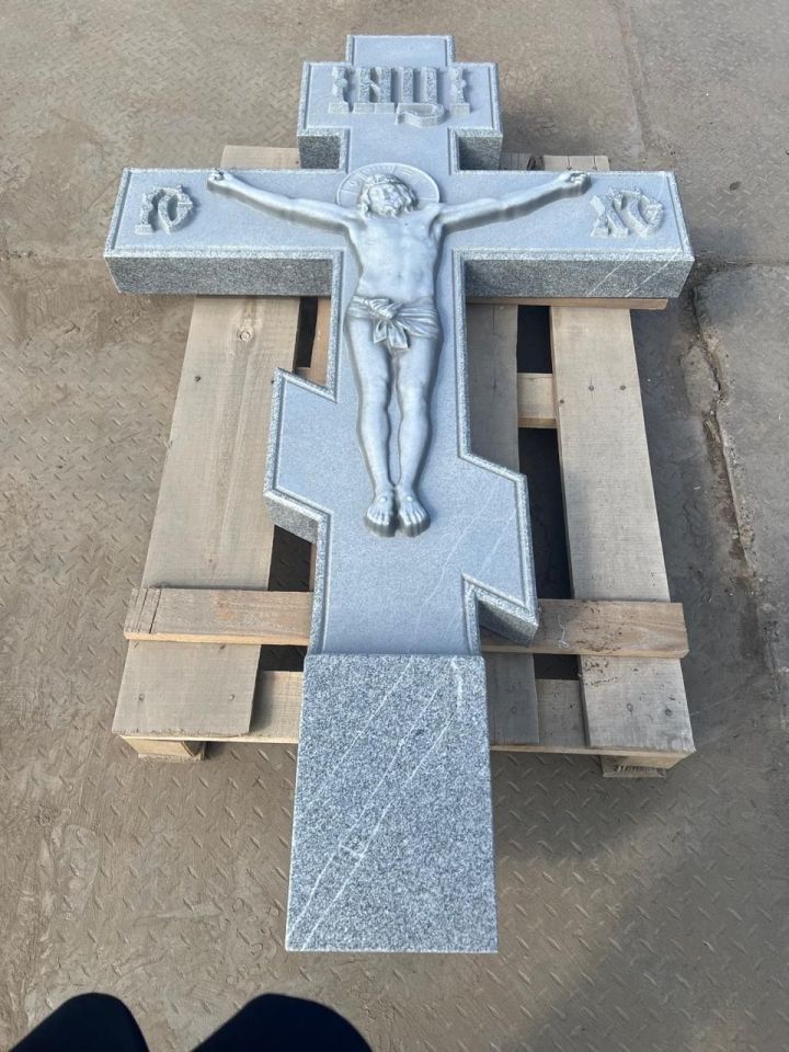 На действующем русском кладбище Мамадыша появится новый гранитный крест