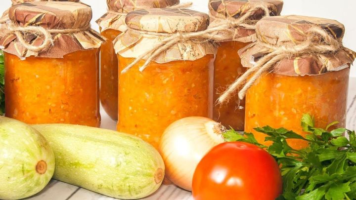 Самый простой и вкусный рецепт заготовки кабачковой икры